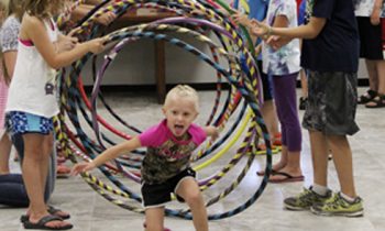 Cirque-Elation Hoop Dancing comes to Fulda