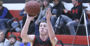 Hot hand of Slinger helps Raider boys roll past Heron Lake-Okabena 106-71; Set team scoring record