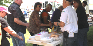 Veterans enjoy fun on shores of Round Lake