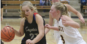 Panthers declaw Coyotes in home-opener, 69-35 Khloe Gehl scores 11 points to lead HL-O/Fulda girls