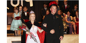 2019 FHS Homecoming Queen and King