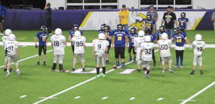 MYFL teams scrimmage at US Bank Stadium